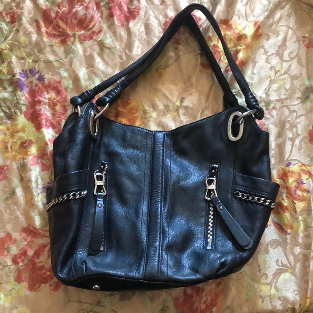 B Makowsky black leather handbag